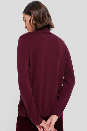 Wine Kiku Turtleneck